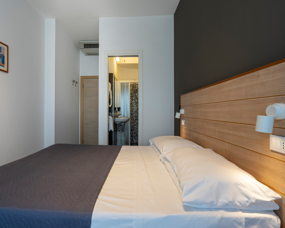 media.Camere-Classi+_1_Hotel-Mocambo_Riccione