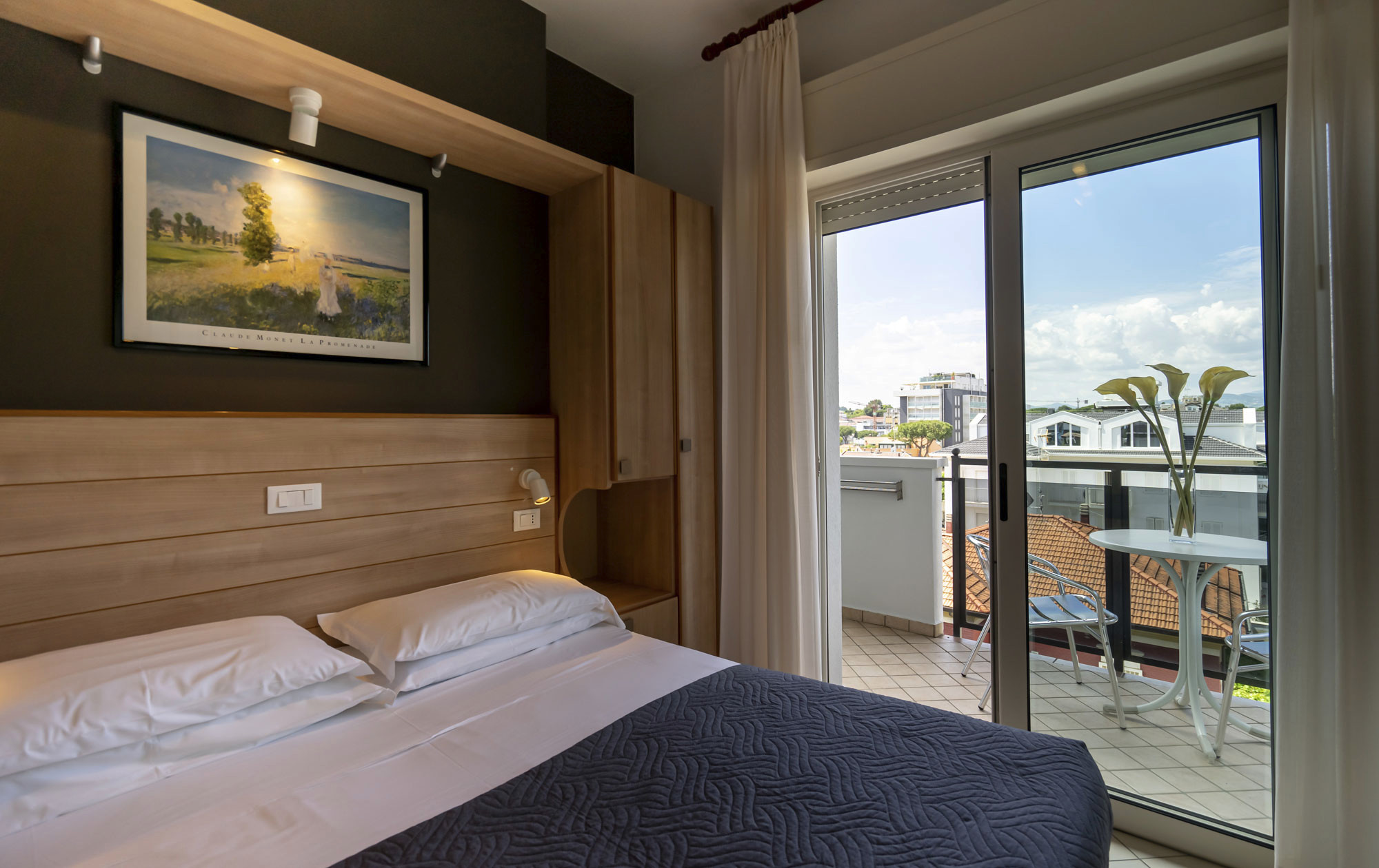 media.Slide-Camera-Comfort-Plus_7+Mocambo-Riccione