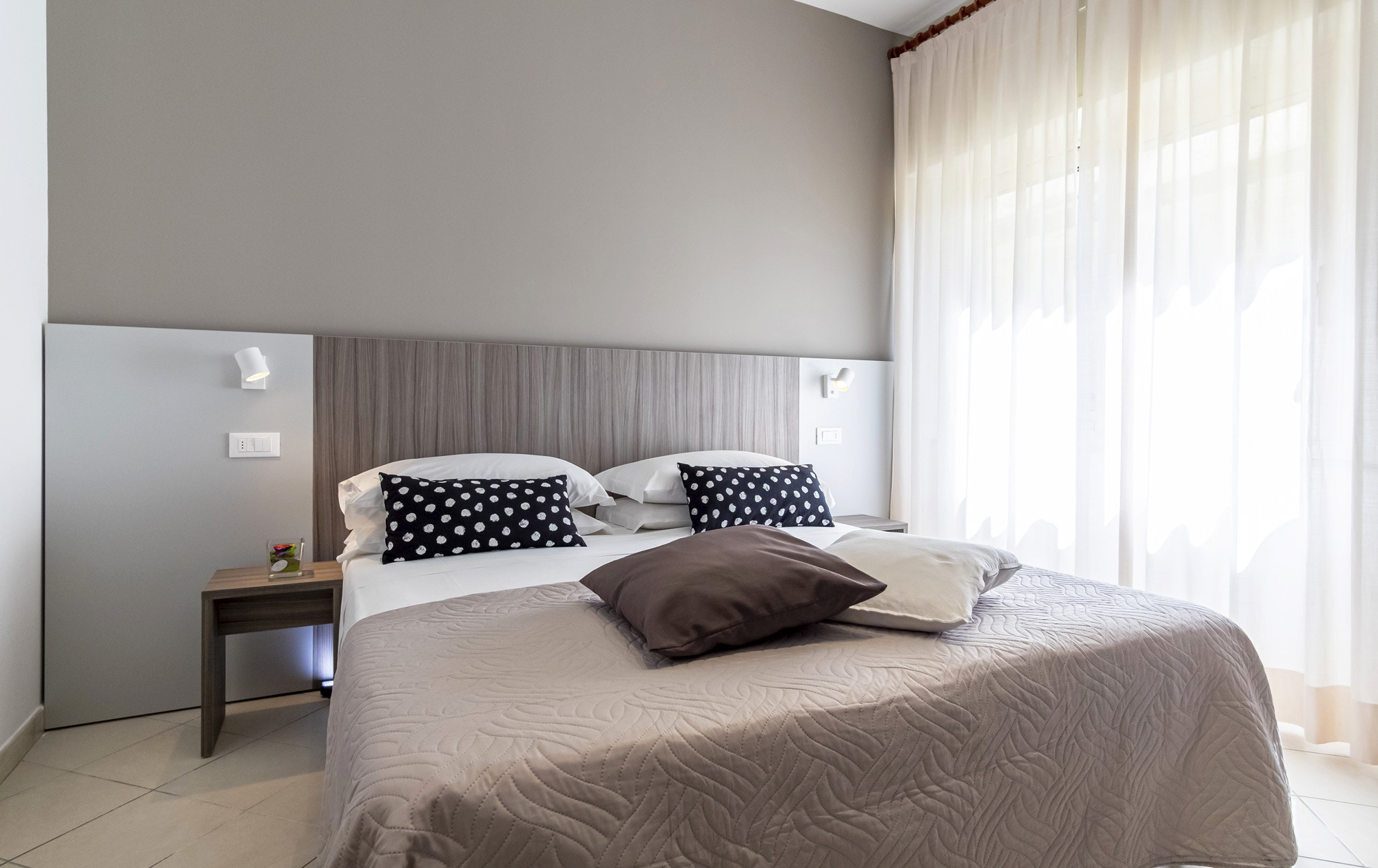 media.Slide-Camera-Family_7+Mocambo-Riccione