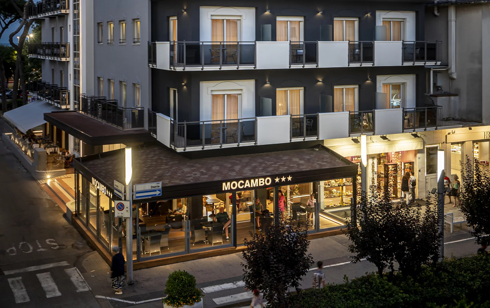 media.Slide-Home_2ok-Mocambo-Riccione
